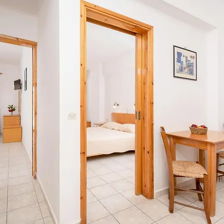 Adonis Hotel
